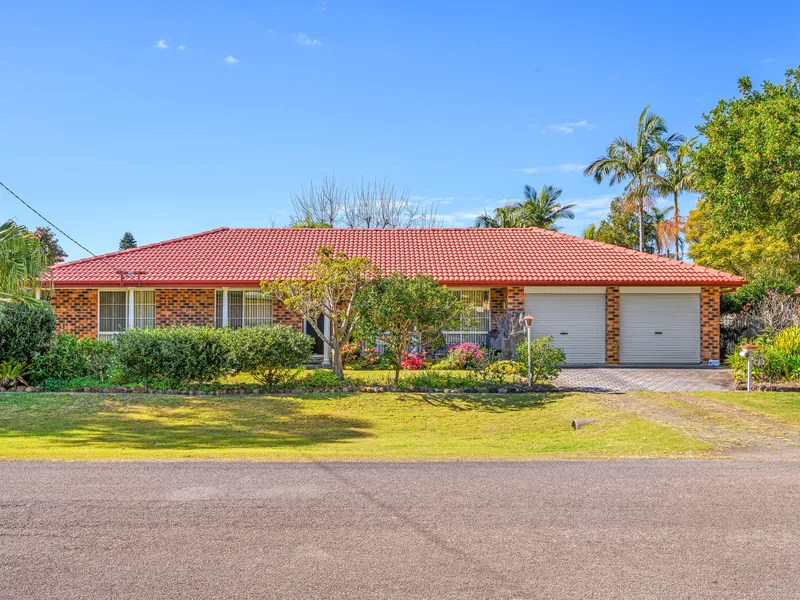 GOOD SIZED FAMILY HOME