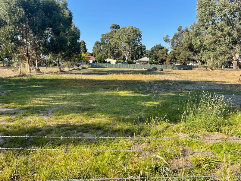 Vacant Residential Block