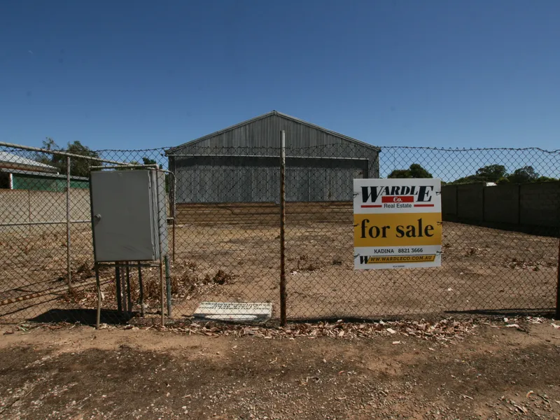 STORAGE SHED
