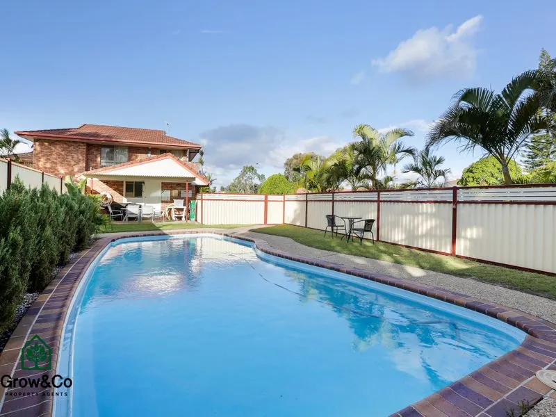 LARGE 2BED HOME WITH INCREDIBLE LOCATION - 5 MIN TO THE BEACH