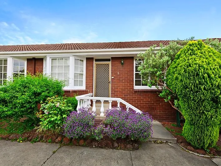 SPACIOUS AND EASY LAYOUT