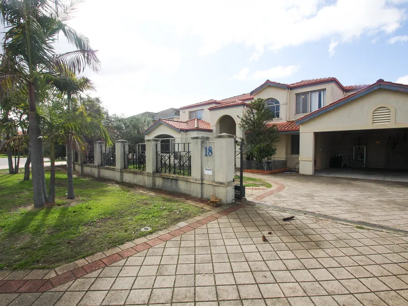 LARGE 5x3x2 FAMILY HOME IN CHURCHLANDS!!