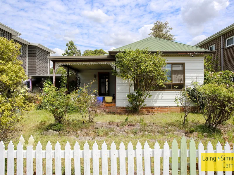 Large 3 Bedroom House In Quiet Location