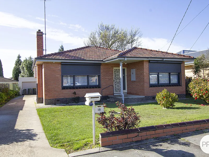 RENOVATED HOME IN QUIET LOCATION.