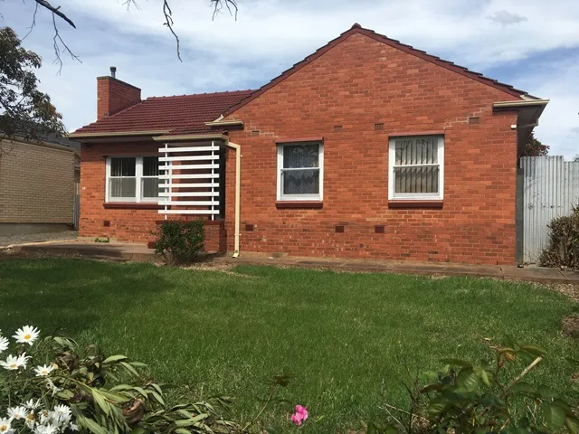 Large 3 bedroom family home