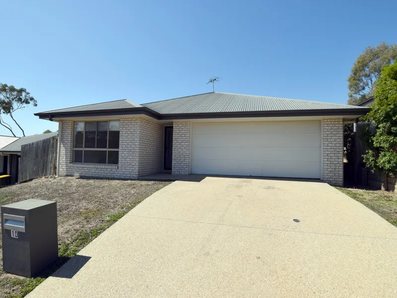 :: MODERN FAMILY HOME IN CUL-DE-SAC
