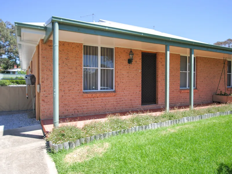 FRESHLY RENOVATED 3 BEDROOM SEMI WITH LARGE GARAGE