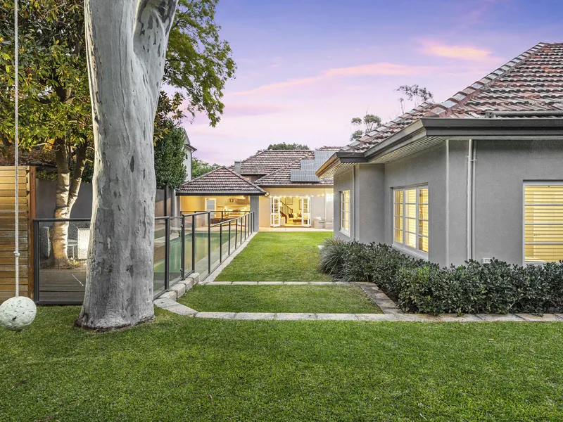 HEAVEN FOR BIG FAMILIES + DRESS CIRCLE LOCATION