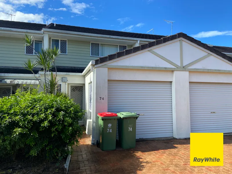 2 Bedroom Townhouse with Split Air Con