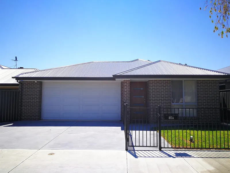 Double Garage Home with 6W Solar Panels