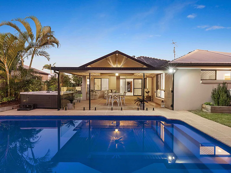 Kawana Island Convenience