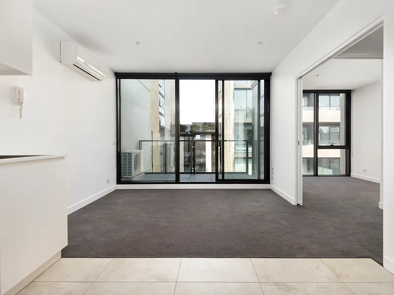 Sophisticated Style in the Heart of Cosmopolitan Collingwood