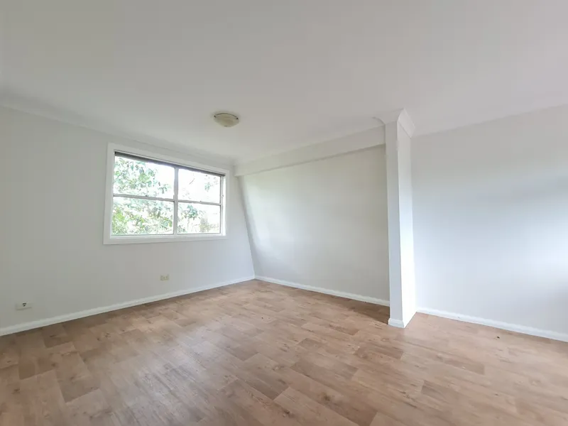 NEAT & TIDY 2 BEDDER - DIVIDED HOME