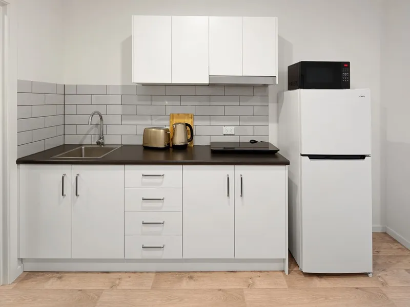 Near New - Sole Occupancy Living - Includes Electricity/NBN/Water