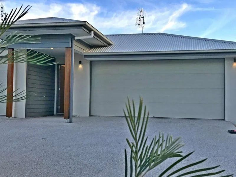 Near New Duplex Home in Bli Bli