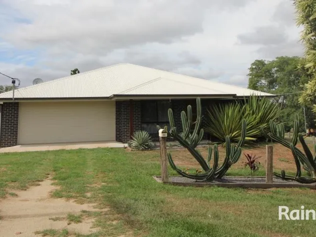 Modern Brick Home with Fantastic Large shed.!!! (Price Reduced )