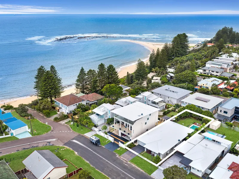 Idyllic family home perfectly positioned in sought-after beachside locale