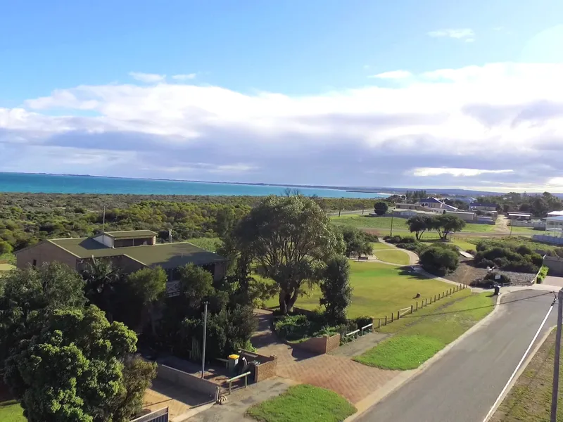 MASSIVE AND MAGNIFICENT !!