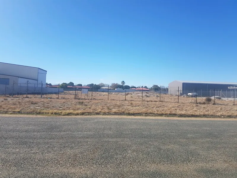 PRIME LOCATION, CENTRAL IN HEART OF DENILIQUIN!!! INVESTORS!!! DEVELOPERS!!! EXPAND BUSINESS!!! “DON’T MISS OUT AN OPPORTUNITY”