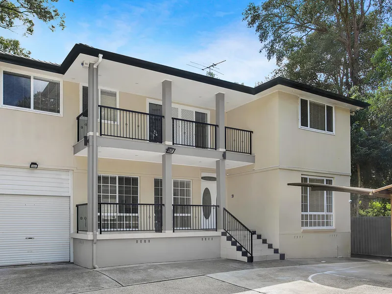 Deluxe Family Home