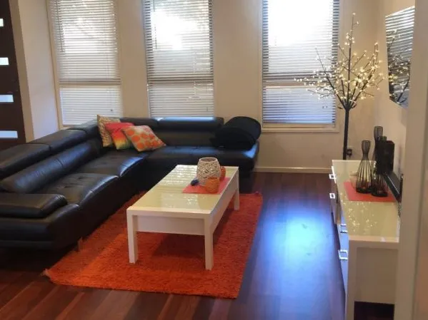 3 bedroom, 2.5 Bathrooms 2 Car