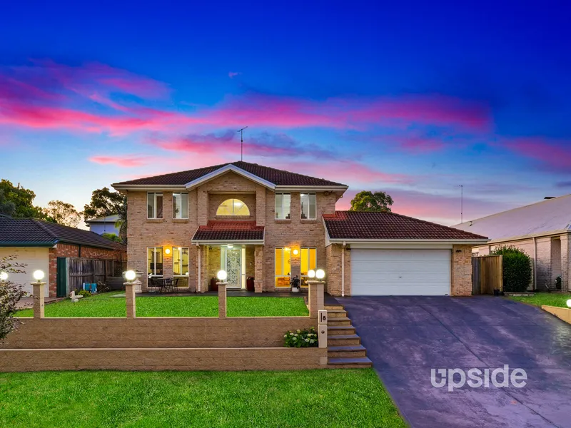 Double Storey Dream Home With Stunning Views