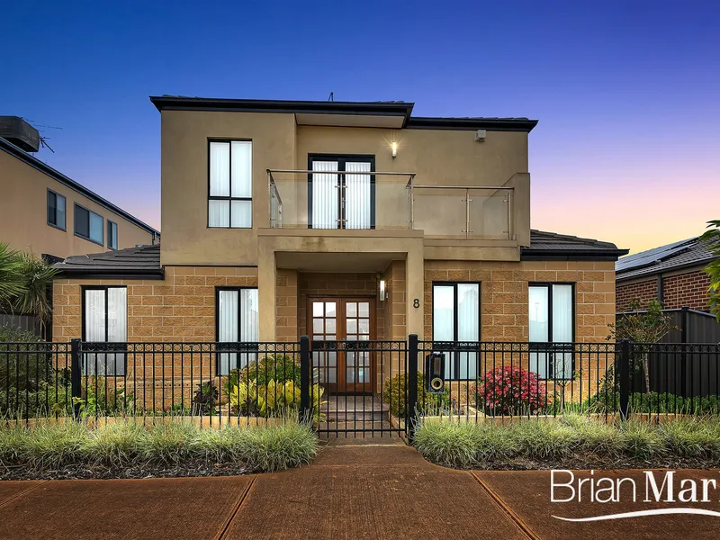 Modern Family Home Facing Parkland