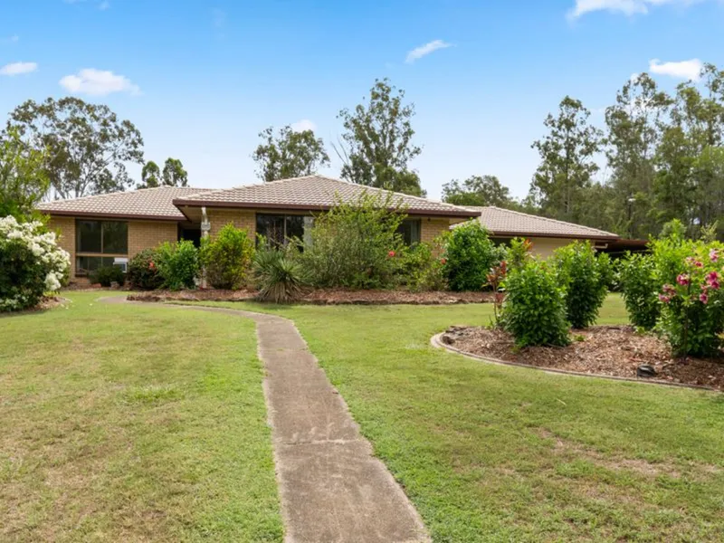 Great Lowset Home on 3201m2