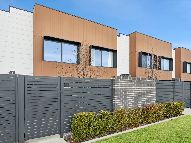 Quietly Positioned & Sundrenched Townhouse