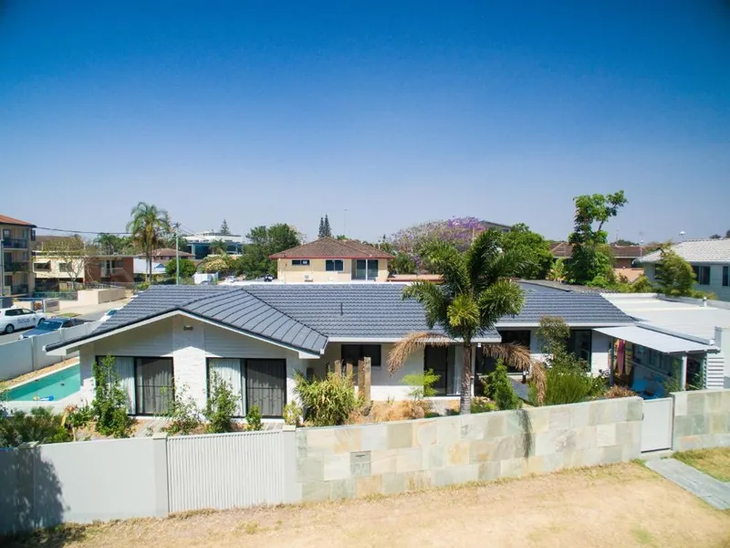 Amazing lifestyle accommodation 10 minutes from the heart of Surfers Paradise