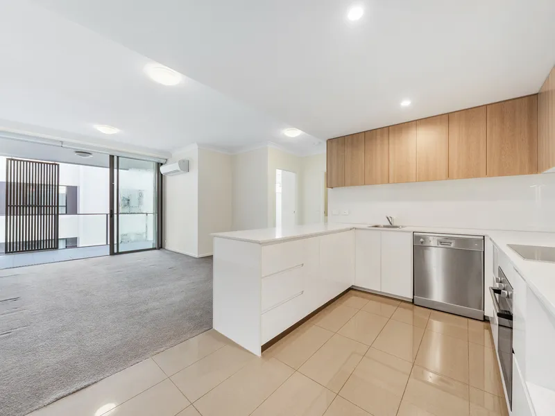 Relaxed, comfy living with large private terrace