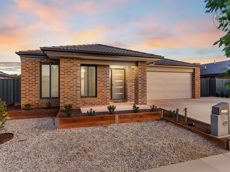 Spotless 4 Bedroom Home on a 640m2 Block