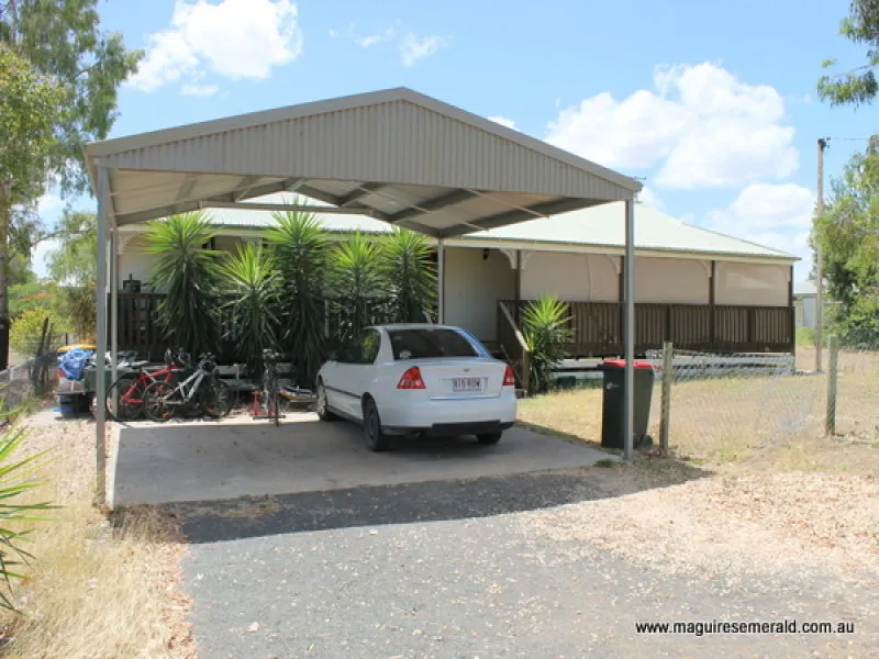 COLONIAL STYLE HOME – CAPELLA