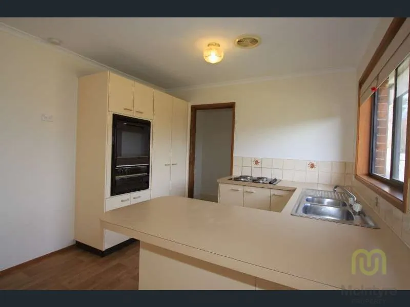 ***UNDER OFFER***Convenient Location