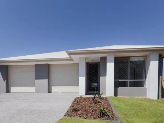 Modern 3-bedroom home with lovely yard