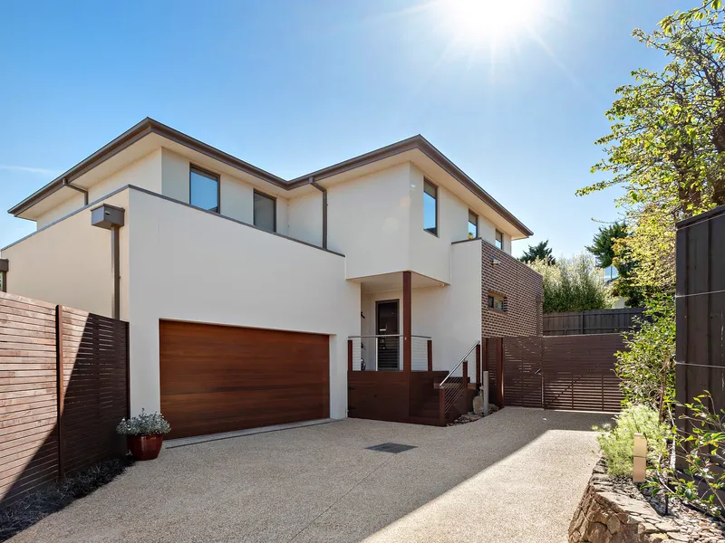 Secure luxury living in the heart of Mornington.