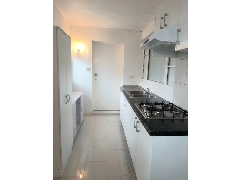 2 BEDROOM GRANNY FLAT GREYSTANES $390 PER WEEK (ALL BILLS INCLUDED)