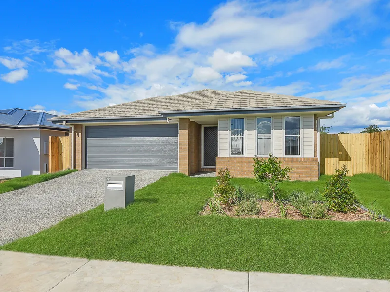 SPACE GALORE & ROOM TO PLAY