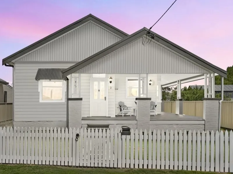 Beautifully restored Californian Bungalow style cottage