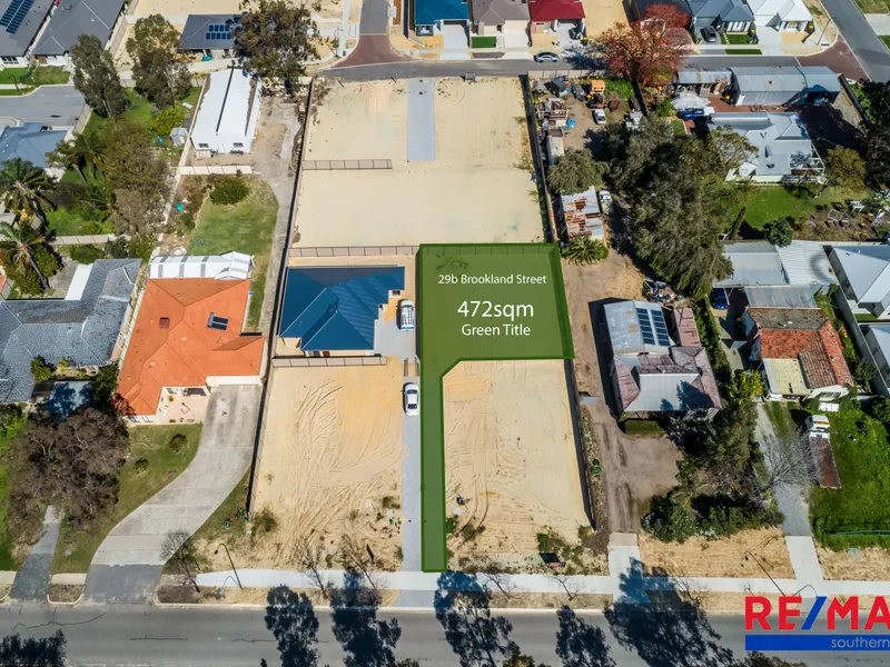 UNDER CONTRACT By RE/MAX