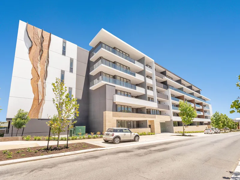 ACT NOW -  ONE BEDROOM APARTMENT AVAILABLE.  