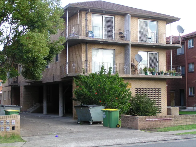 Renovated 1 bedroom unit in fairfield