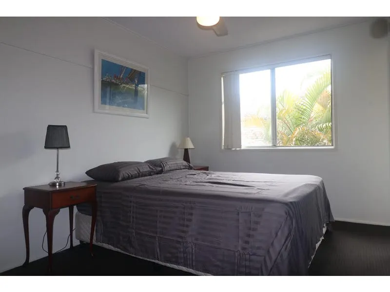 DOUBLE ROOM WITH BONUS ALCOVE!!!