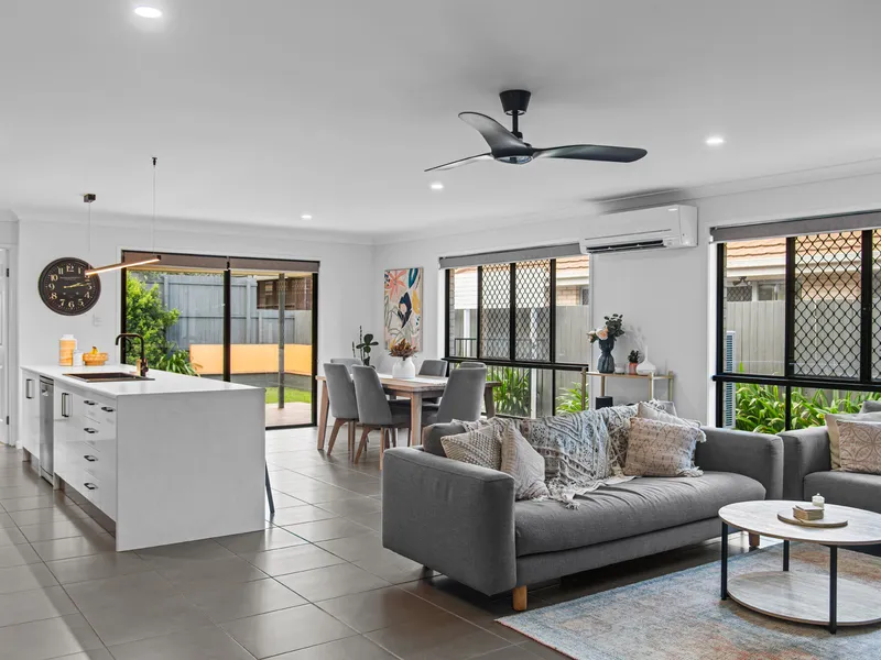 The Perfect Package Of Space, Style & Comfort In Tranquil Location!