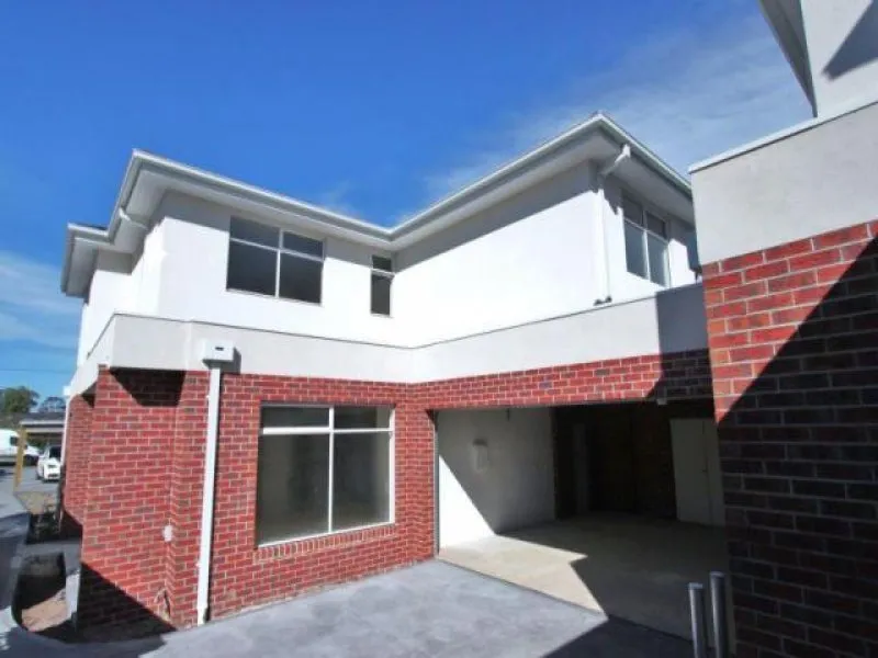 3 bedrooms plus study (4th bedroom) Townhouse