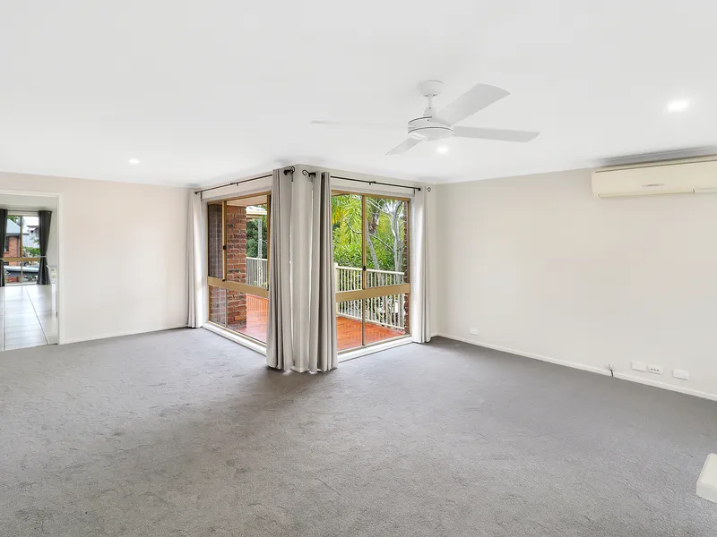 SPACIOUS FAMILY HOME