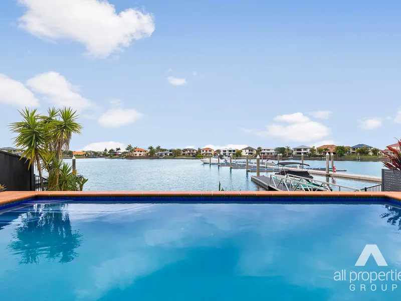 Stunning North to water 5 bedroom home in the beautiful Pearl Bay Estate, Oyster Cove Helensvale