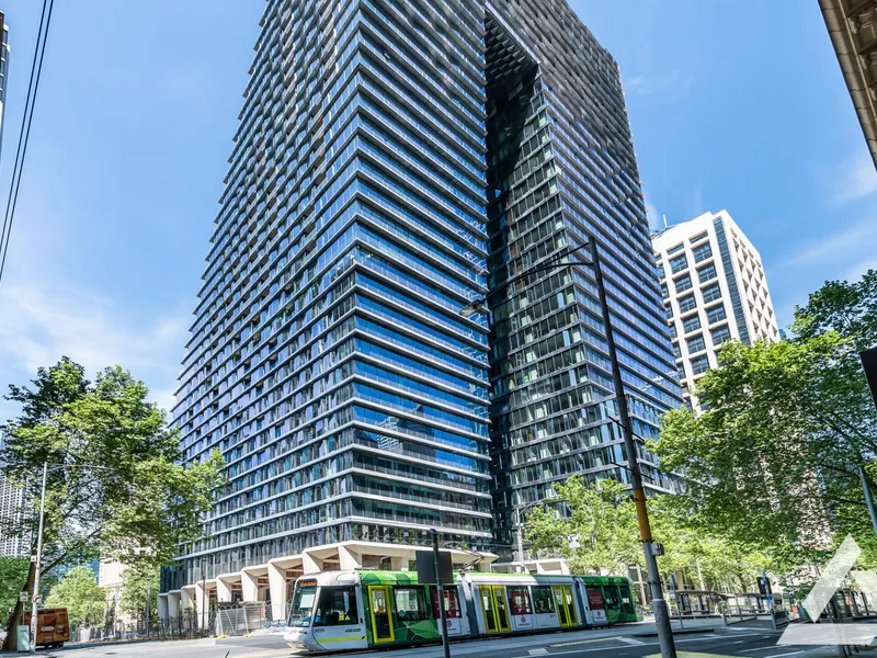 LUXURY AS NEW APARTMENT!