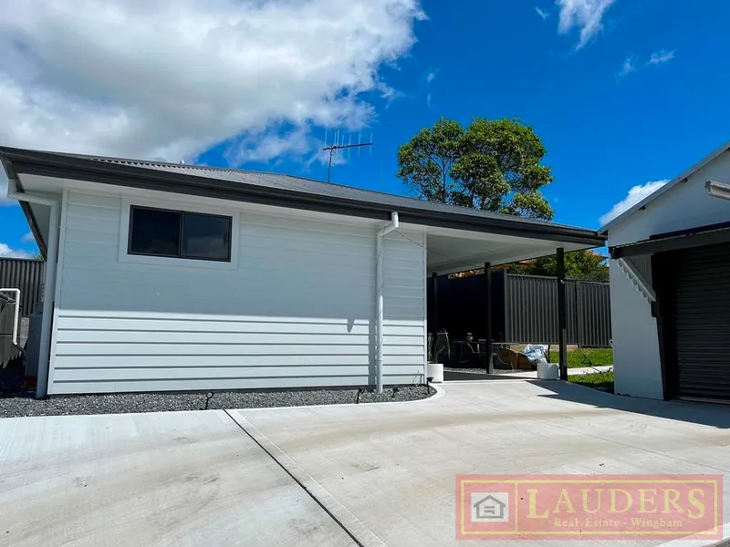 Near New 2 Bedroom Home