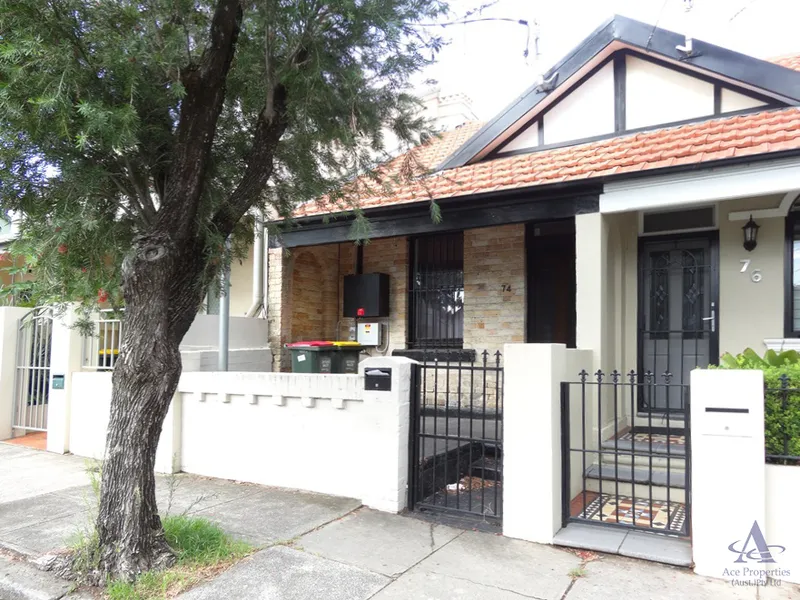 Two Bedroom House at very Convenient Location in St Peters!